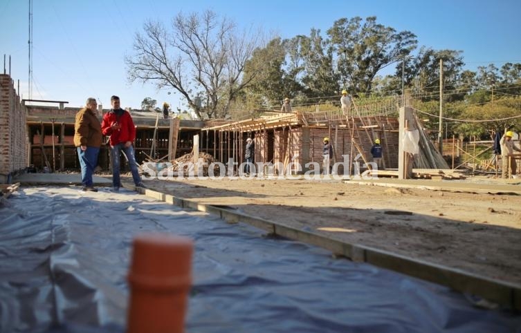 En barrio Chalet avanza la construcción del jardín municipal.