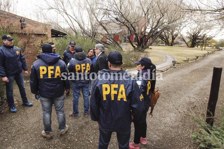 Continúan los allanamientos en la casa de Cristina Kirchner en El Calafate