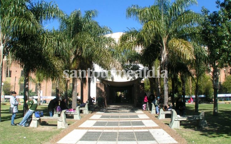 La beba, de apenas un mes, permanece internada en el Hospital de Niños de la ciudad de Santa Fe. (Archivo)