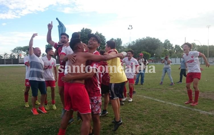 Independiente festeja el ascenso a la Primera 