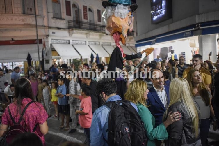 Santa Fe ya luce su peatonal renovada
