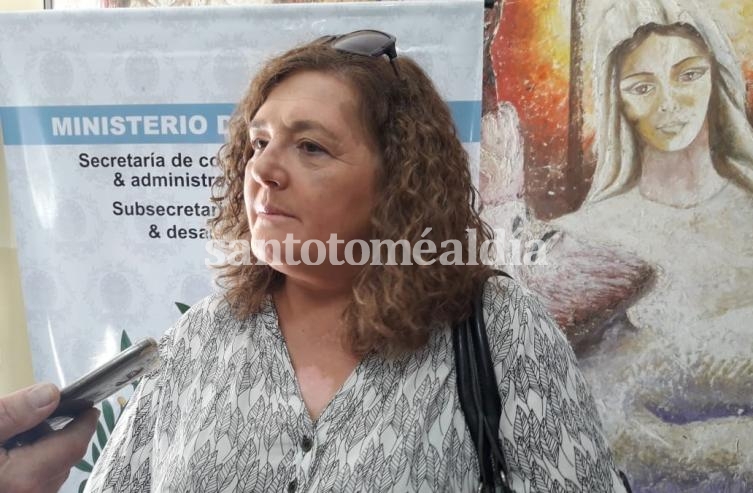 La concejal Chena, realizó un balance positivo de las jornadas de entrega voluntaria de armas. (Foto: santotomealdia)