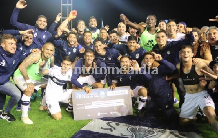 Gimnasia eliminó a River por penales y es finalista de la Copa Argentina. (Foto: Prensa Copa Argentina)