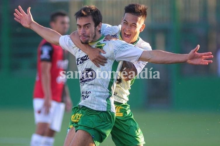 Colón perdió 3-0 ante Defensa y Justicia. (Foto: TyC Sports)