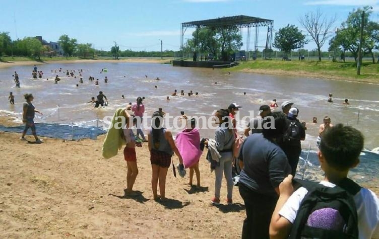 El balneario Don Roque está habilitado todos los días de 10 a 20 horas. (Foto: Comuna de Sauce Viejo)