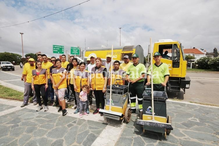 Santa Fe: Operativo especial de limpieza en la costanera