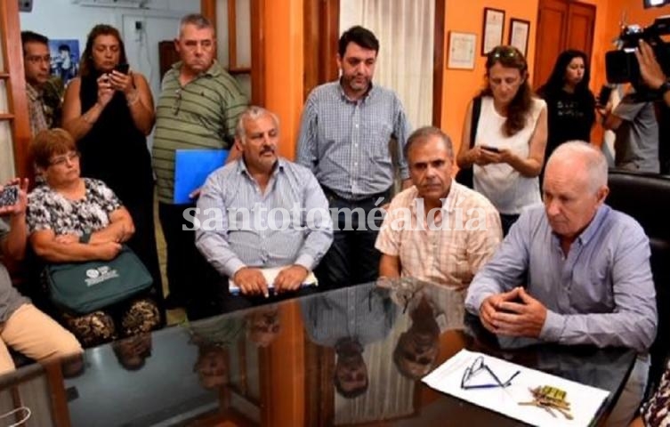 Autoahorristas se reunieron con el Defensor del Pueblo