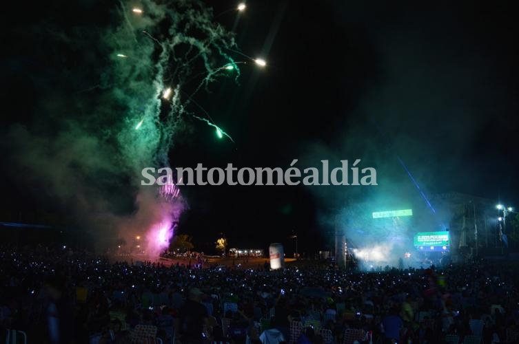 Cierre mágico para el Festival del Pescador 2019 (Foto: Comuna de Sauce Viejo)