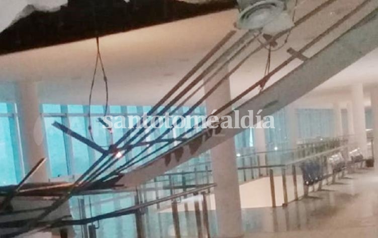 Santa Fe: Se desplomó un techo en el CEMAFE y evacuaron el edificio