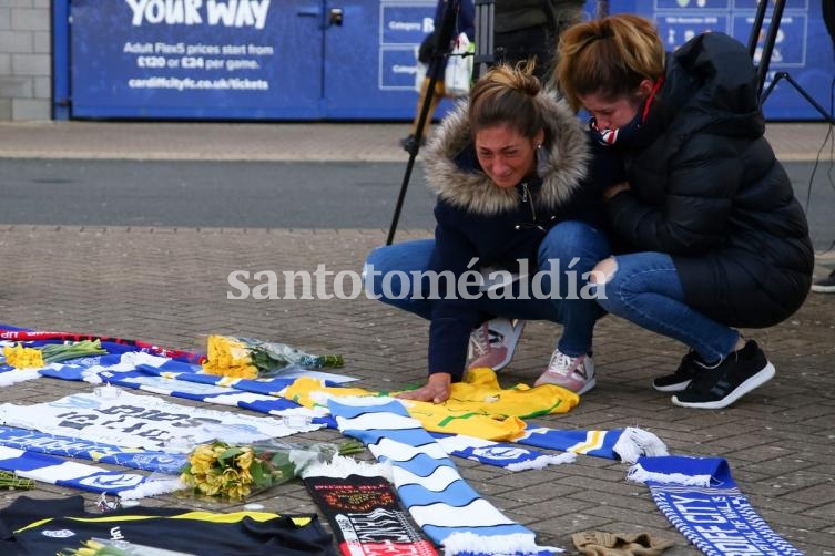 La búsqueda de Sala se reanudó con fondos que juntó la familia