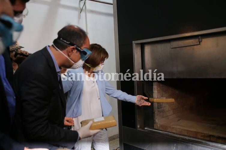 Santa Fe: Quemaron 300 kilos de droga secuestrada
