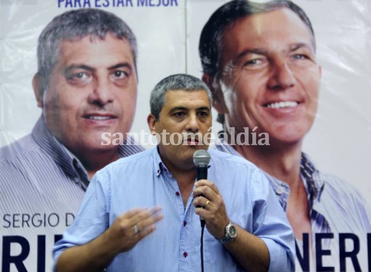 Sergio Ripoll pretende volver a ocupar una banca en el Concejo. (Prensa Pusineri)