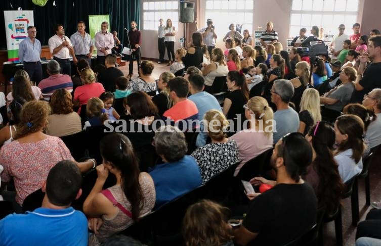 La provincia sorteó 21 viviendas en Sauce Viejo