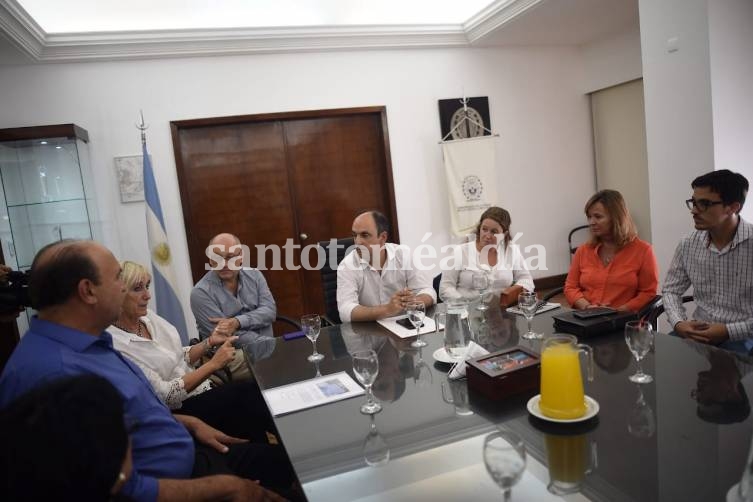 Santa Fe: Reunión por el servicio de Oncología del nuevo Iturraspe