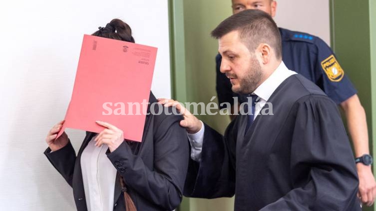 Juzgan a una alemana del Estado Islámico por dejar morir de sed a una niña yazidí de 5 años que compró como esclava