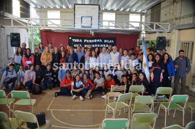 Sauce Viejo: Inauguraron una nueva escuela secundaria orientada