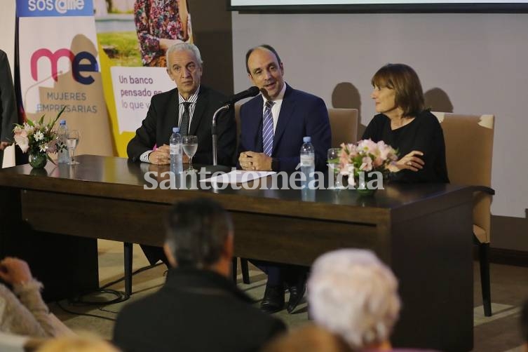 José Corral abrió la Cumbre de Mujeres del Mercosur