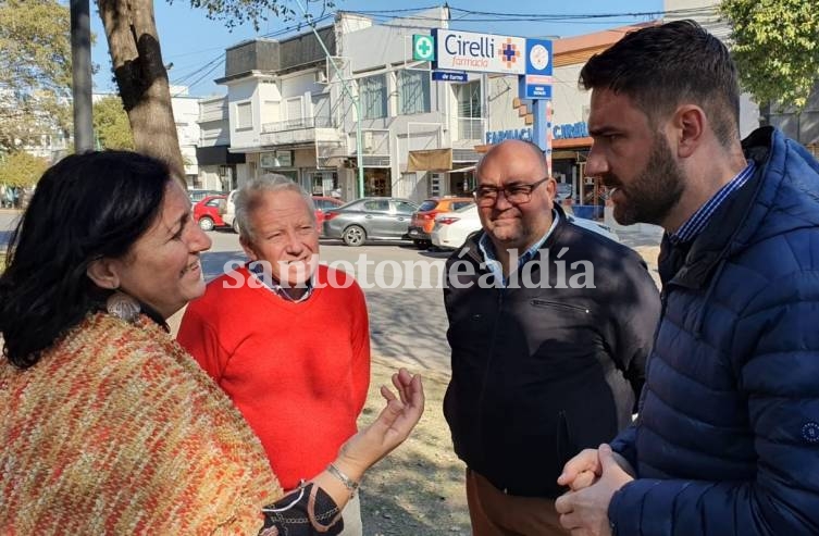 En campaña, Enrique Estévez y Carolina Piedrabuena visitaron Santo Tomé