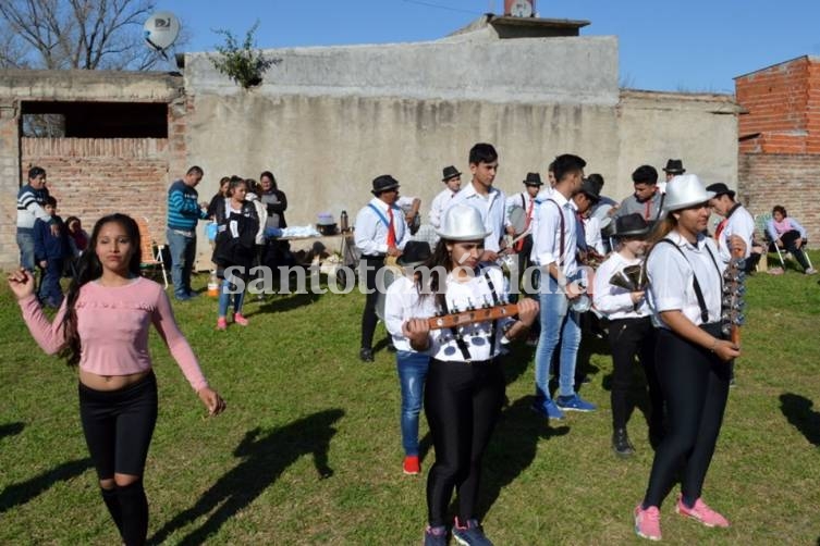 Sauce Viejo celebró el Día del Niño con juegos y espectáculos. (Foto: Comuna de Sauce Viejo)