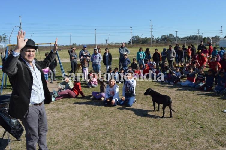 Sauce Viejo celebró el Día del Niño con juegos y espectáculos. (Foto: Comuna de Sauce Viejo)