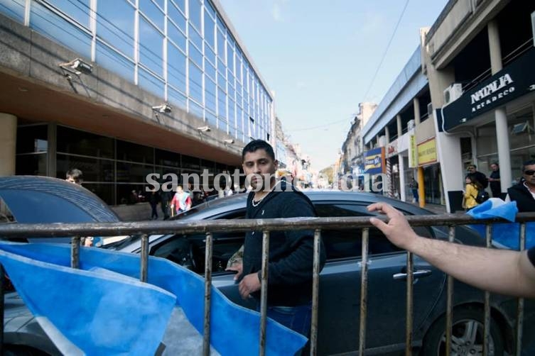 Familiares y allegados de genocidas agredieron a trabajadores de prensa