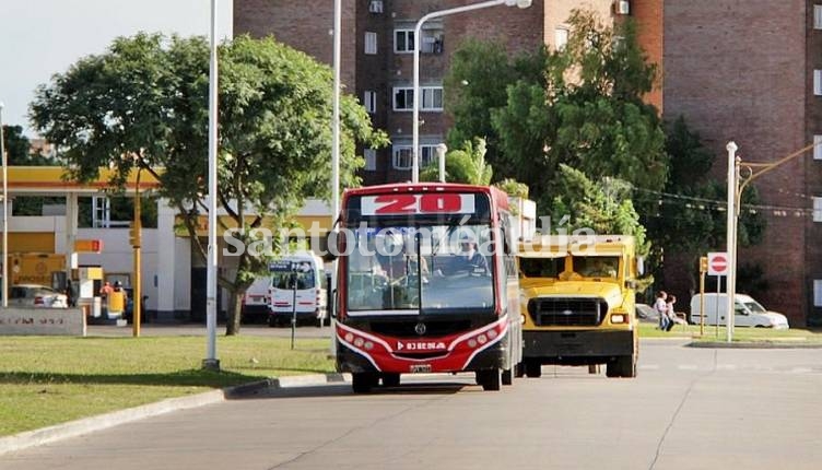 Santa Fe: el municipio intimó a ERSA a normalizar la frecuencia de la línea 20