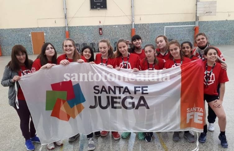 Las finales de la categoría Sub 14 de Handball se jugaron en Rosario. (Foto: Gentileza)