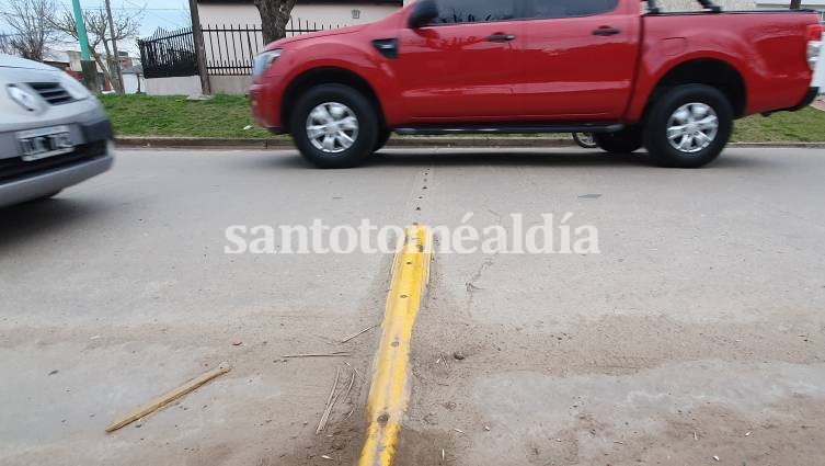 En Hilario Sabroso al 1800, a metros de Obispo Gelabert, solo queda una parte del reductor. (Foto: santotomealdia)