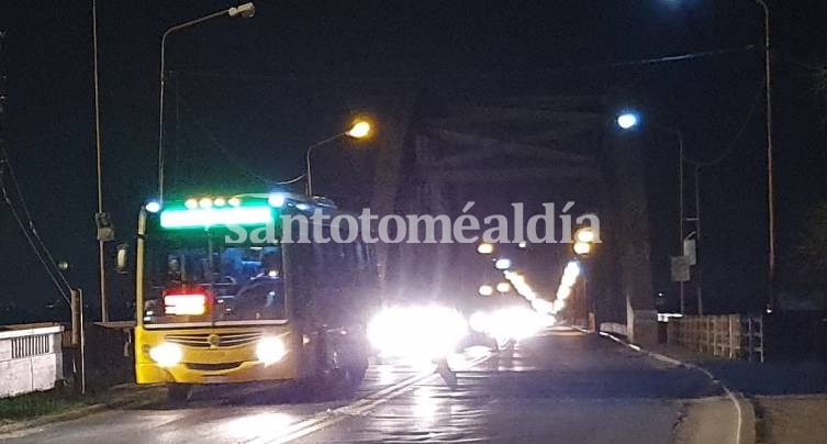Falleció un motociclista que se accidentó en el puente Carretero