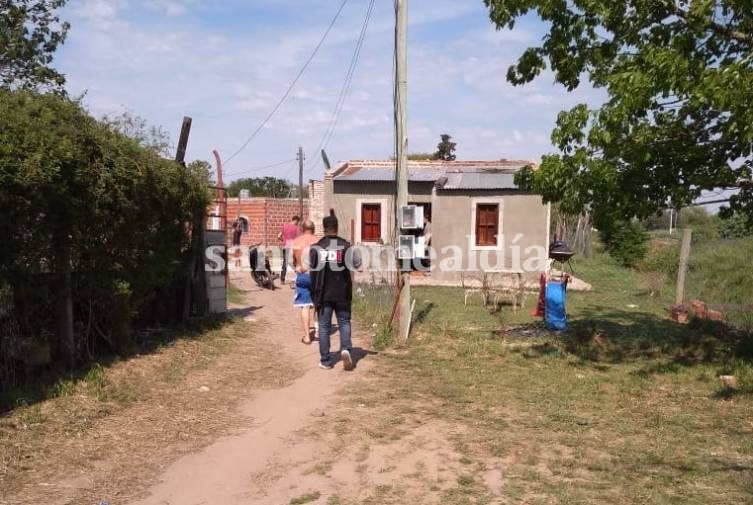 El allanamiento se realizó en una vivienda cercana al barrio El Chaparral. (Foto: Ministerio de Seguridad)