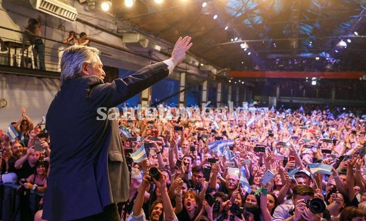 En Sauce Viejo, un punto de ventaja para Alberto Fernández sobre Mauricio Macri