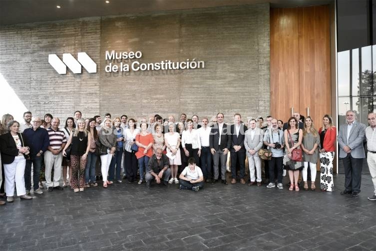 Homenaje a Héctor Berra, autor del diseño creativo del Museo de la Consitución. (Foto: Municipalidad de Santa Fe)