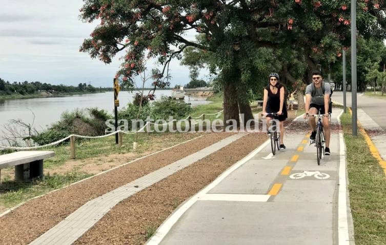 El Gobierno Provincial inauguró el Paseo del Puerto de la ciudad de Santa Fe