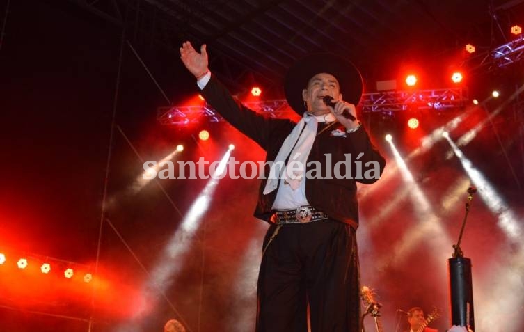  Comenzó el Festival del Pescador en Sauce Viejo