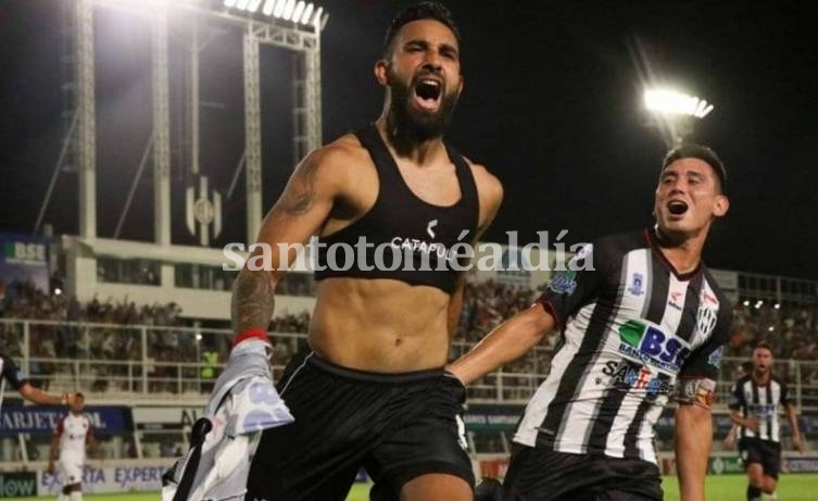 Colón perdió ante Central Córdoba y se complica en los promedios