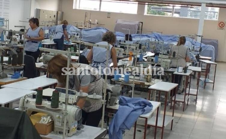 La Industria Textil de U.P.C.N. trabaja para la emergencia sanitaria.