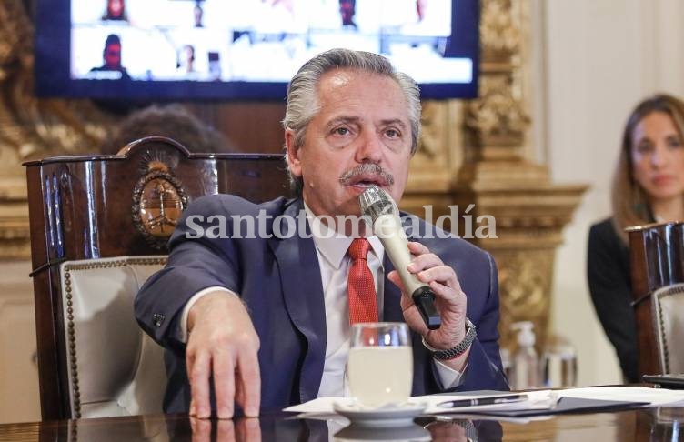 Alberto Fernández, sobre la atención en los bancos: “Ya ordené a los responsables que no vuelva a repetirse” 