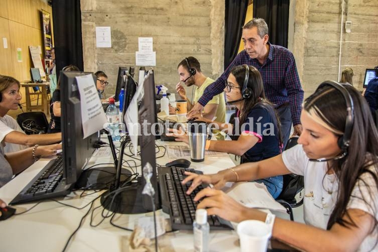 Voluntarios de la UNL colaboran en la emergencia sanitaria
