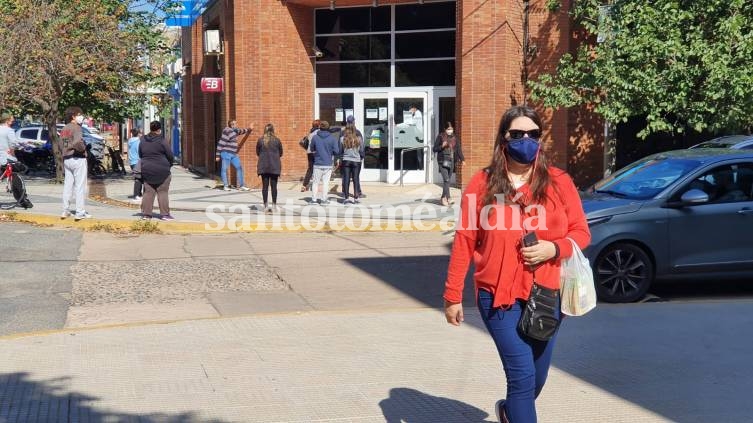 Recuerdan que las entidades bancarias tienen prohibido realizar cualquier descuento en el monto que perciben los beneficiarios del IFE