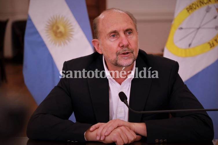 Diferentes funcionarios expresaron sus condolencias al Gobernador por el fallecimiento de su padre.