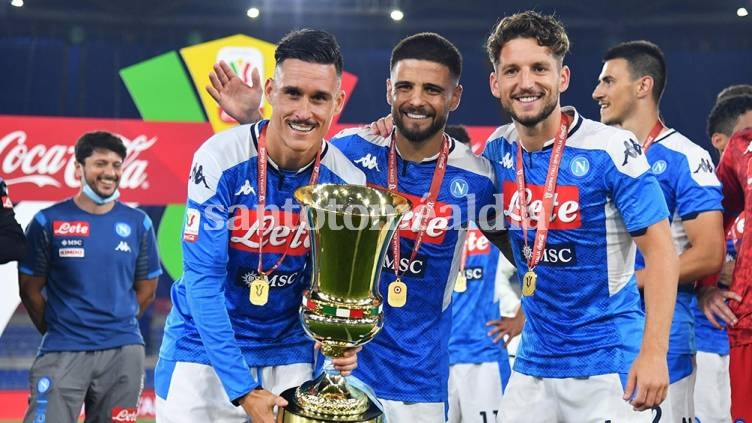 Nápoli le ganó por penales a la Juventus y es campeón