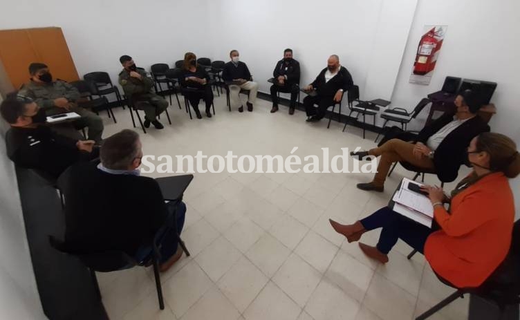 Caso Franco Rolón: el Municipio se reunió con remiseros y autoridades policiales
