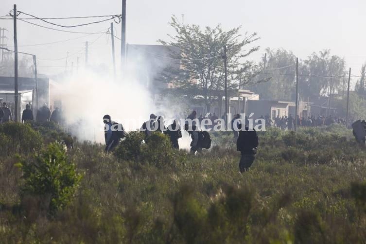La Policía bonaerense desalojó la toma del predio de Guernica