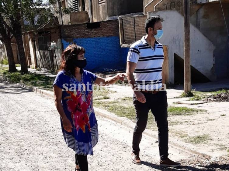 Ilchischen pidió reforzar el riego en calles de tierra