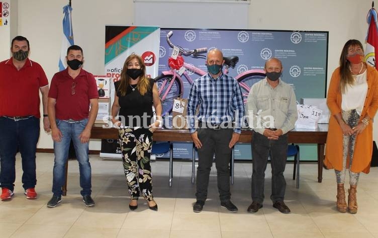 El Centro Comercial sorteó los premios de la promoción del Día de la Madre