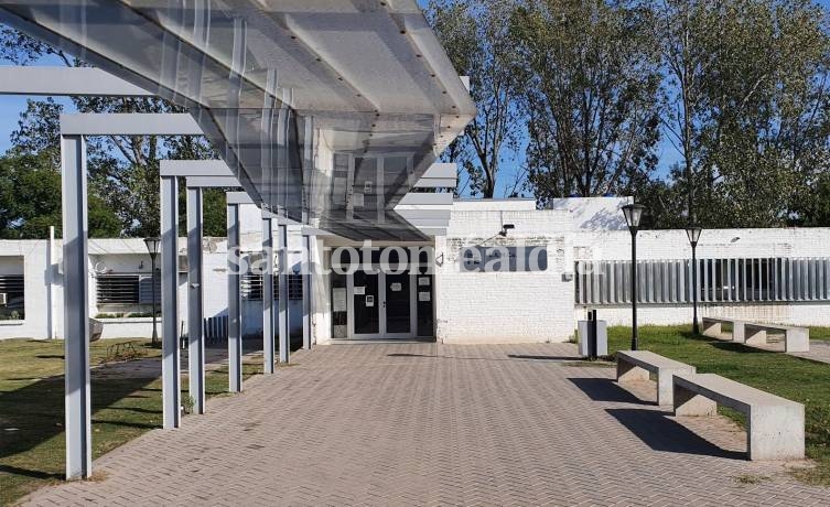 Un joven de 21 años recibió un disparo en la cabeza, pero está fuera de peligro