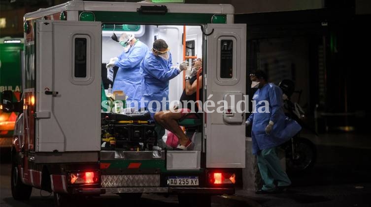En el país, informaron 4.625 nuevos casos y 120 muertes