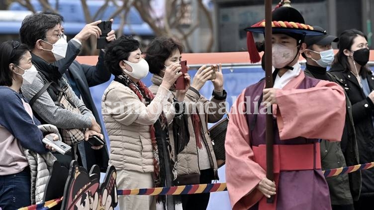 Corea del Sur cierra más escuelas en su punto más crítico de la pandemia