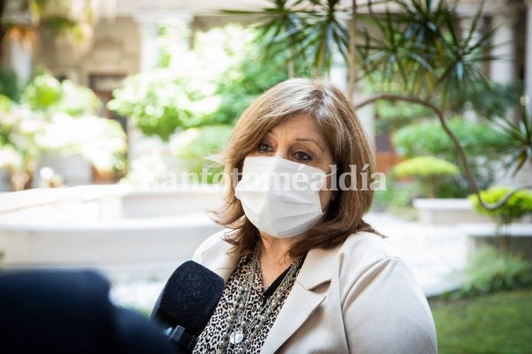 La ministra de Educación confirmó que el lunes vuelve la presencialidad plena en las escuelas de Santa Fe