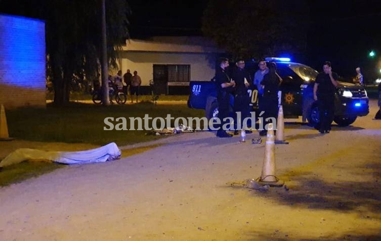 La escena del crimen, en 9 de Julio, a metros de calle 4 de Enero. (Foto: Santotomealdia)